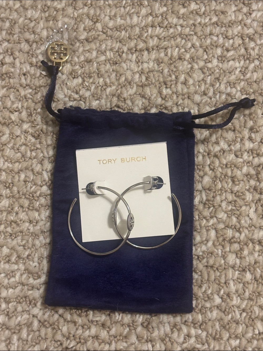 Tory Burch Silver Rope Logo Hoop Earrings - Picture 5 of 6